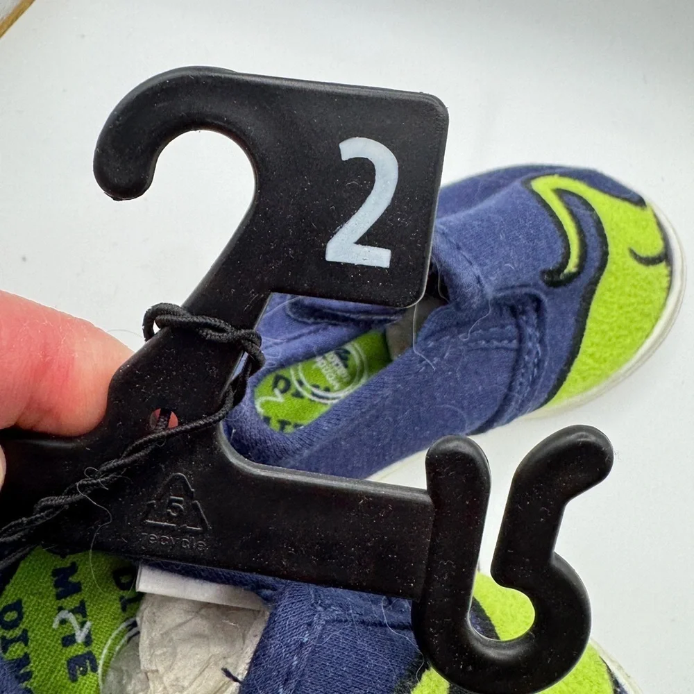 NWT Wonder Nation Baby Boy Size 2 Blue & Green Dinosaur Sneakers